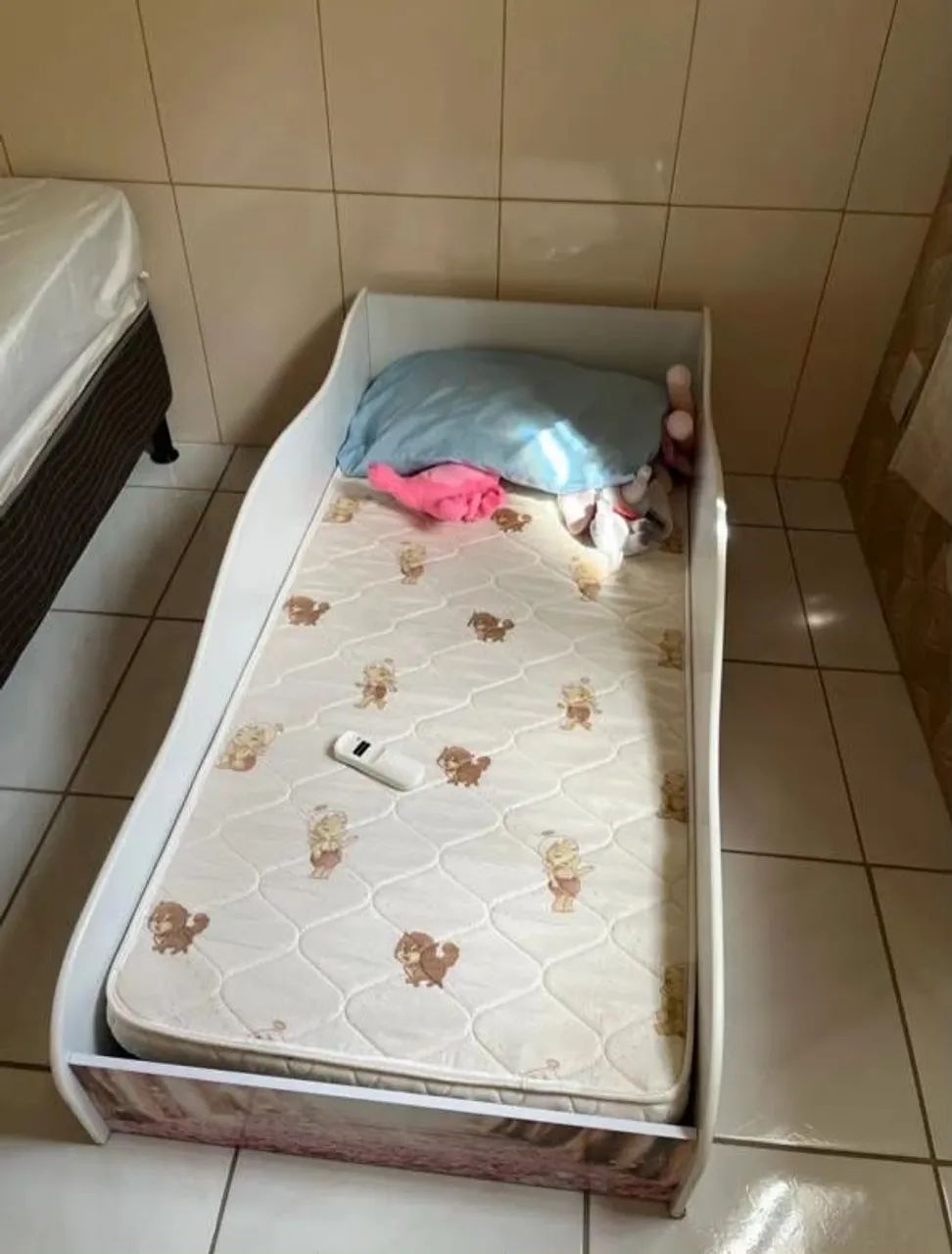 Cama Infantil de Personagem + Colchão Grátis! - R$ 150