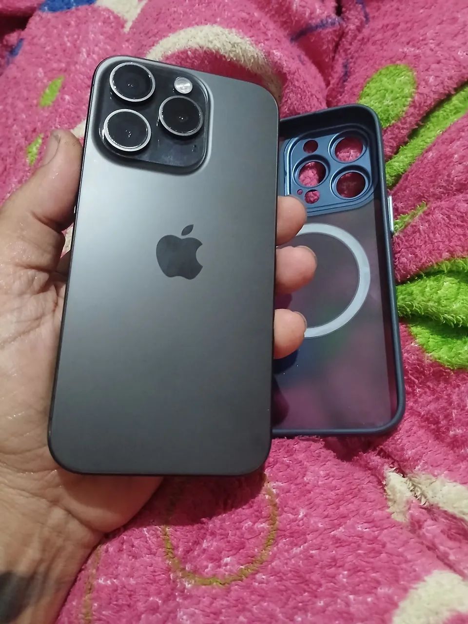 Iphone 15 pro  - Foto 2
