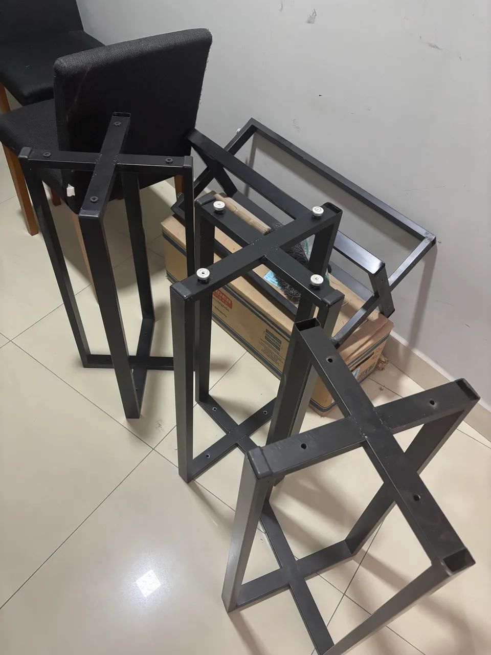 Pés de mesa  - Foto 2