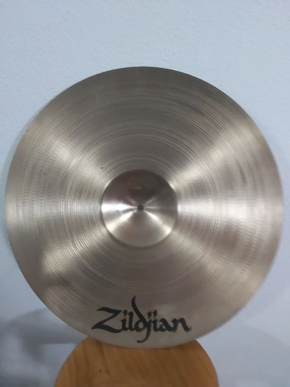 ステンレス　 prato zildjian avedis medium crash 20 polegadas - novo