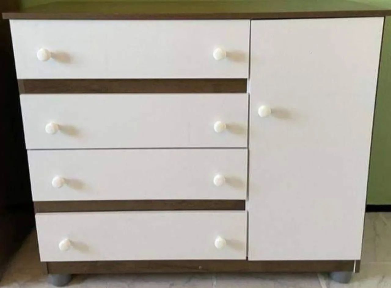 Cômoda Zaqueu com 4 gavetas e 1 porta toda no MDF  - Foto 5