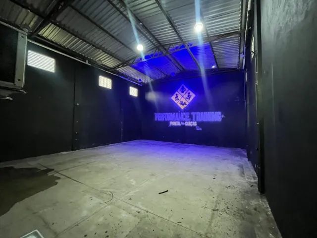 Aluga-se galpão com 220m² em Pontal das Garças - Foto 2