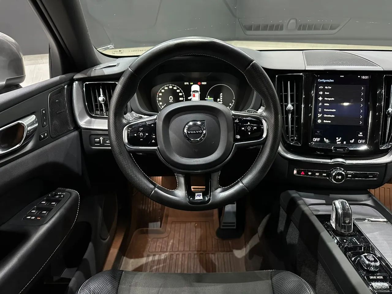 Volvo XC 60 XC 60 T-8 Híbrido R-design 2.0 5P, foto 13 de 20
