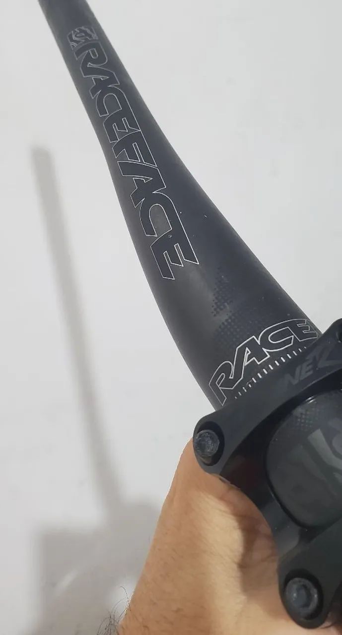 Kit Guidão e Avanço Race Face Next SL Carbon e Tubine R, 740 mm e 70 X 0 graus - Foto 2