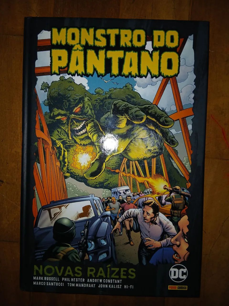 Monstro do Pântano: Novas Raízes