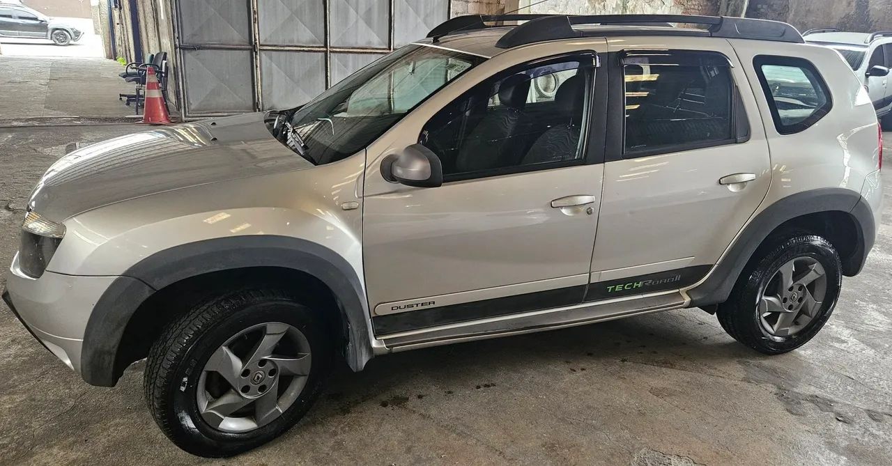 Renault Duster Dynamique 2.0 Hi-flex 16V Mec. 2015 - Foto 3
