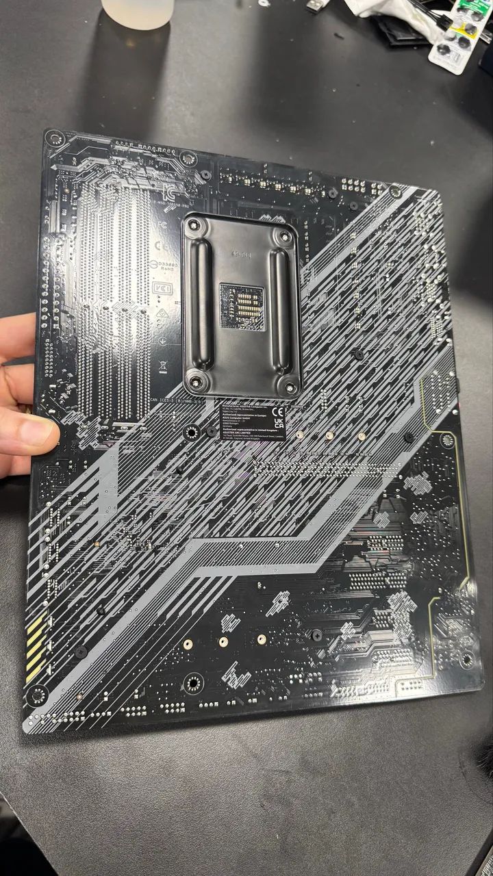 B550 TUF GAMING PRO  - Foto 5