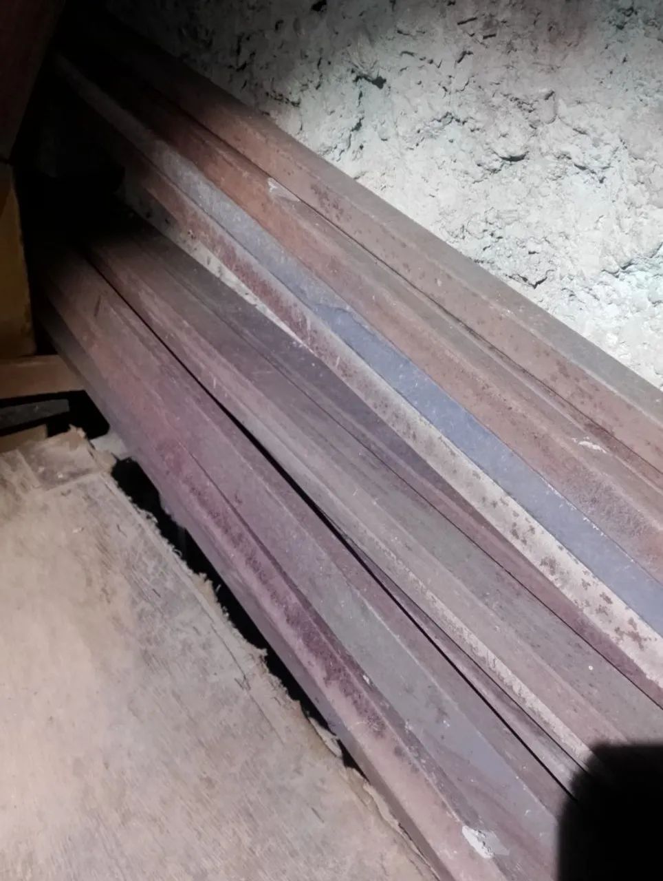 Barra de ferro Metalon usada .vendo.tudo 