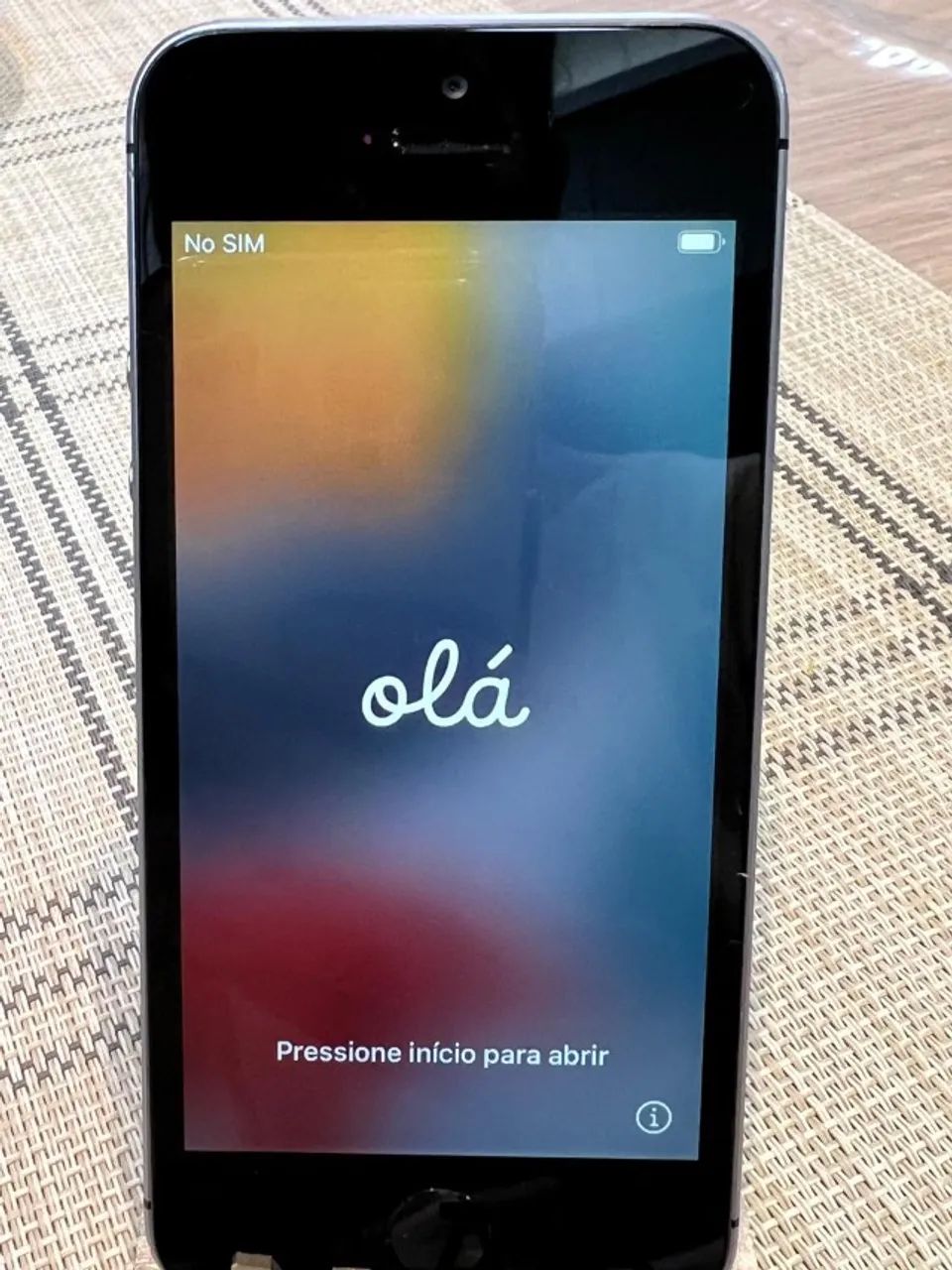 Iphone Se 16 Gb Cinza-espacial (Usado)