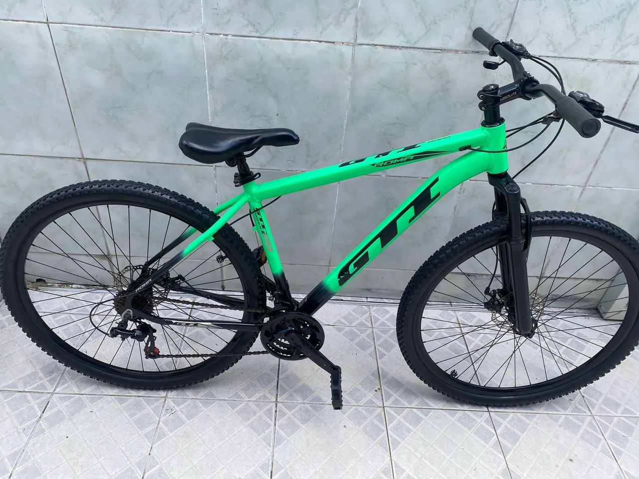 Bicicleta aro 29 com 21 macha e pegar e andar ? - Foto 5