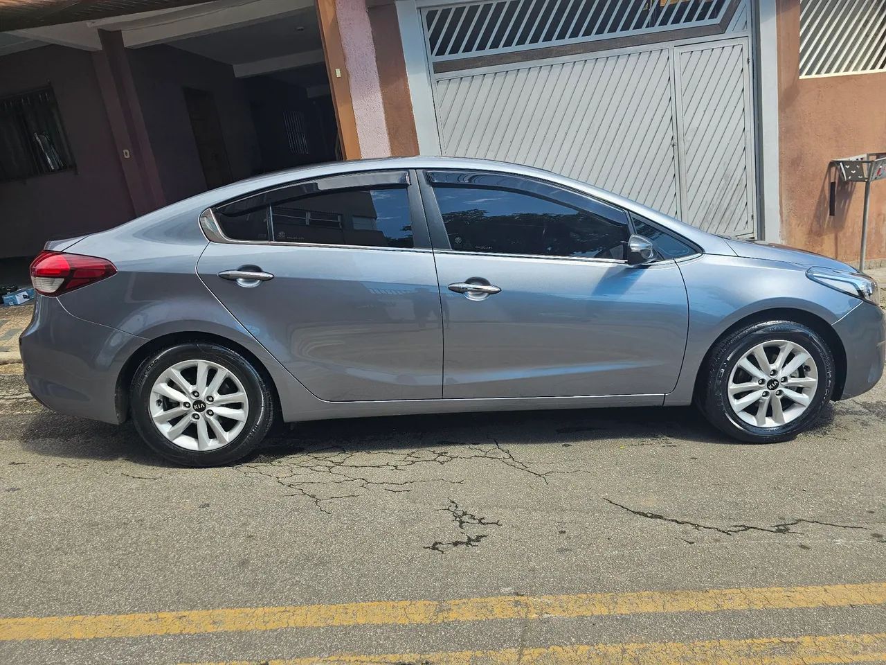 KIA Cerato Cerato 1.6 16V Flex Aut. 2017