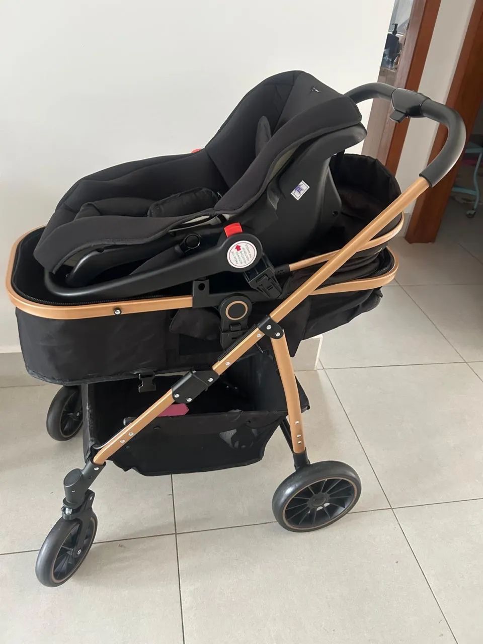 Carrinho de Bebê + bebê conforto  - Foto 2