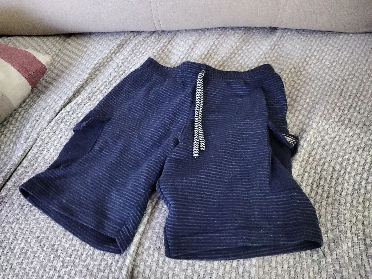 Shorts com cordão 