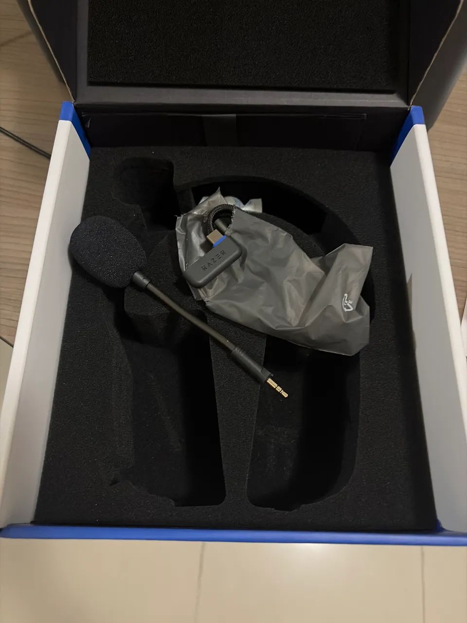 Headset Razer Blackshark V2 PRO - Foto 3