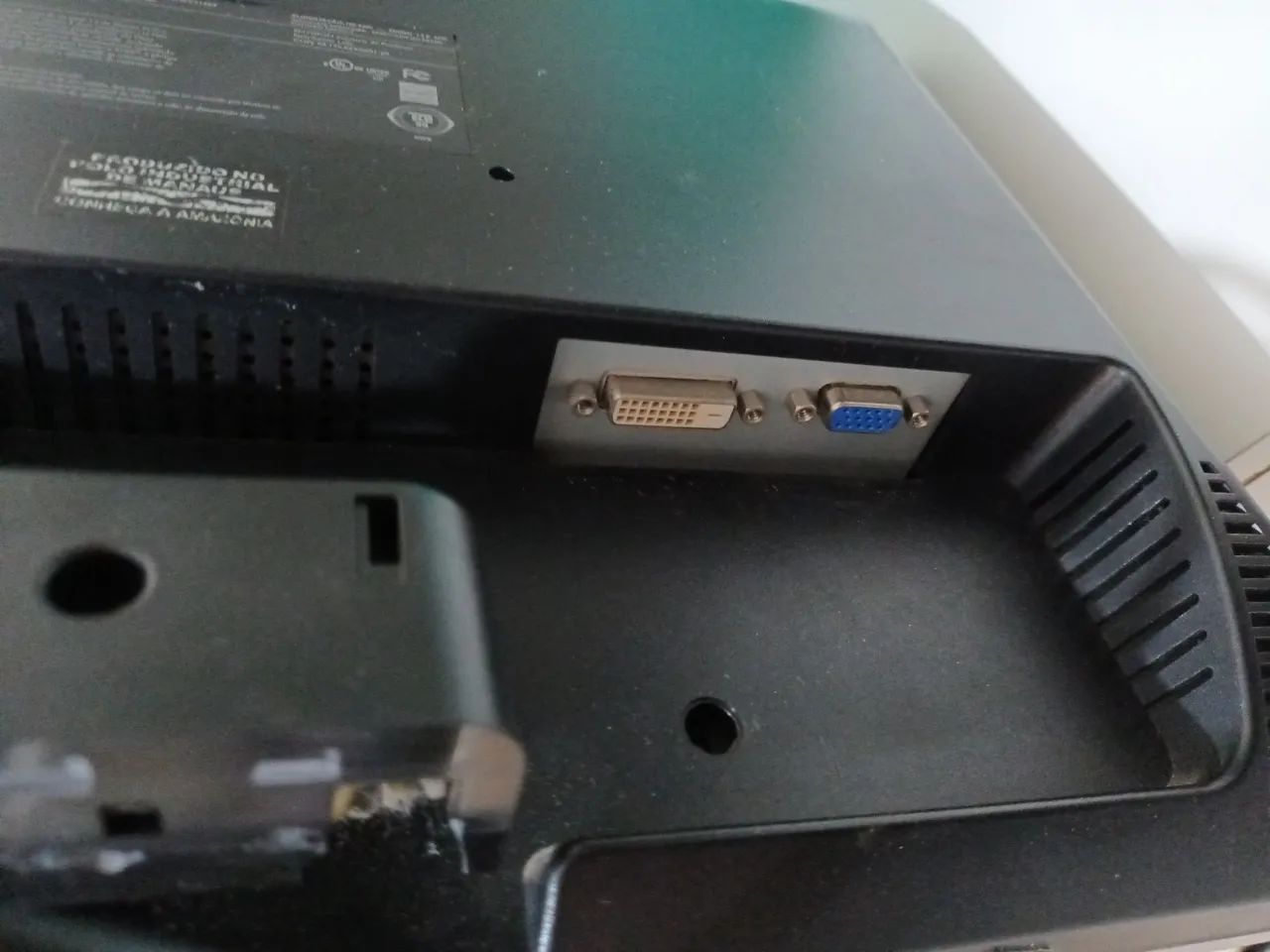 Monitor computador Philips (leve defeito) - Foto 4