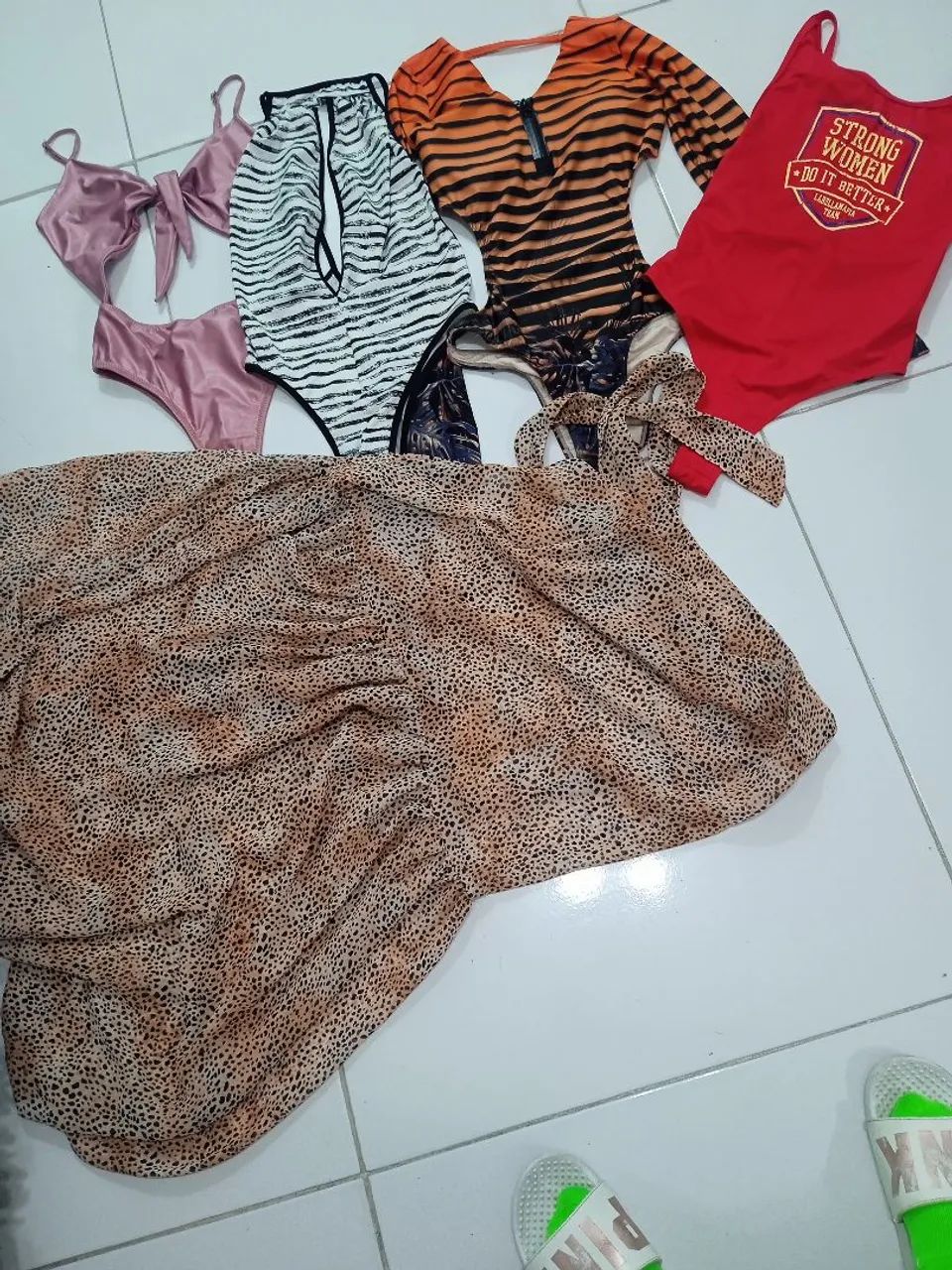 Roupas femininas 