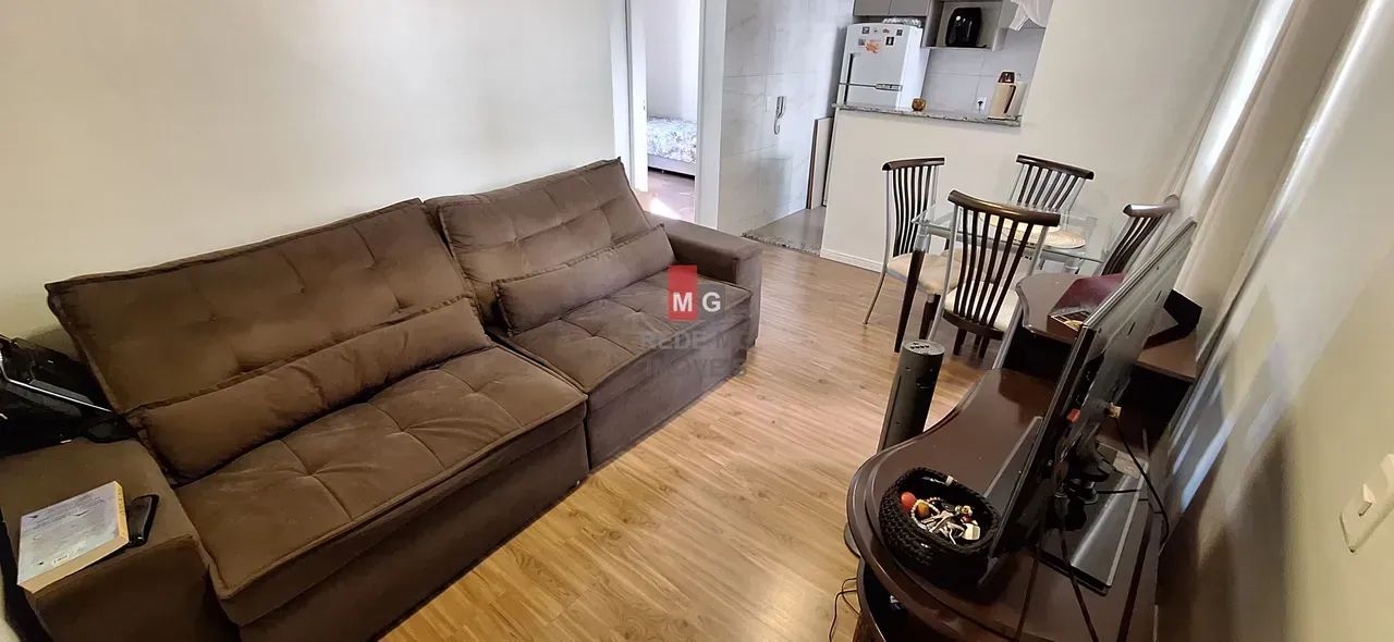 Apartamento 2 quartos reformado com vaga livre - Foto 2