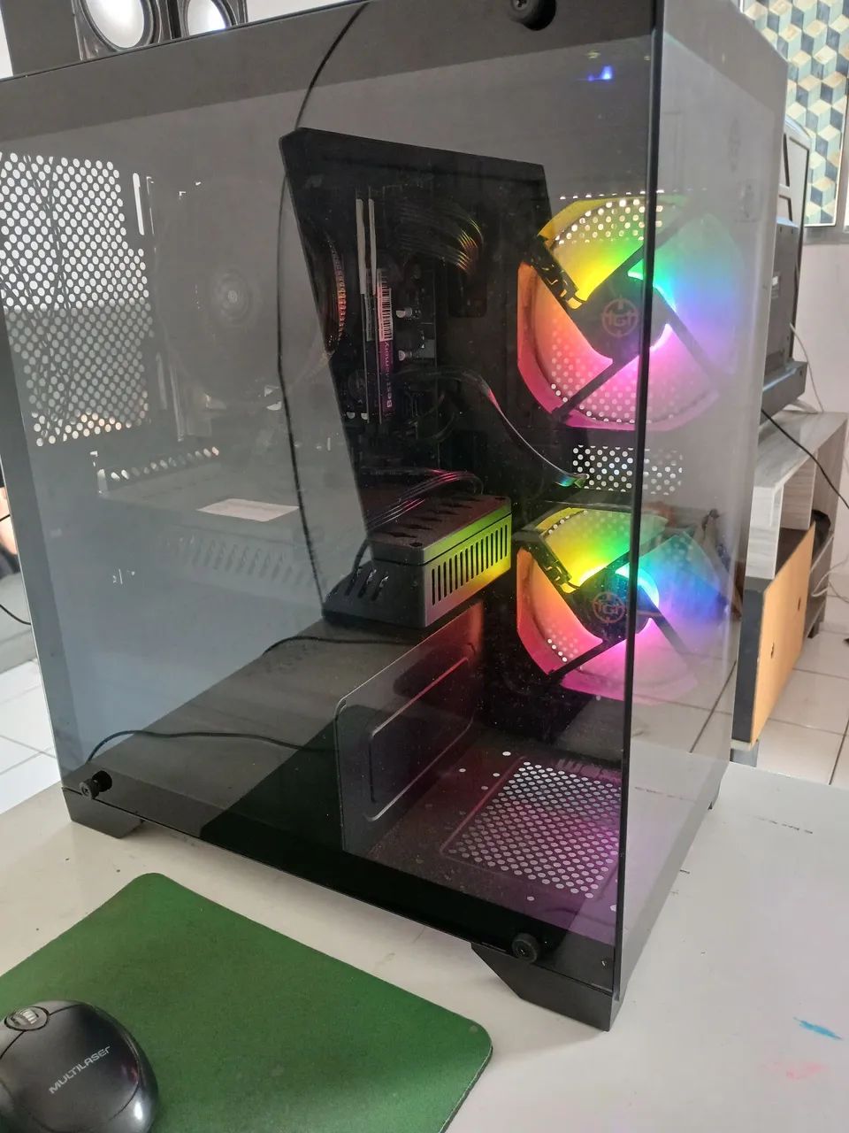 Pc gamer apenas 6 meses de uso 