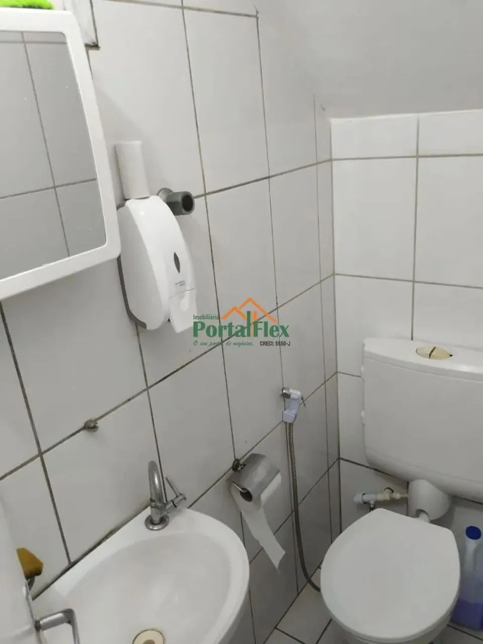 Loja a venda e a locação em Jardim Limoeiro - Serra/ES - Foto 6