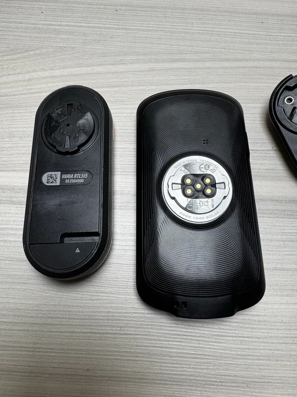 Garmin Edge 1040 Solar + Garmin Varia RTL515 - Acessórios de