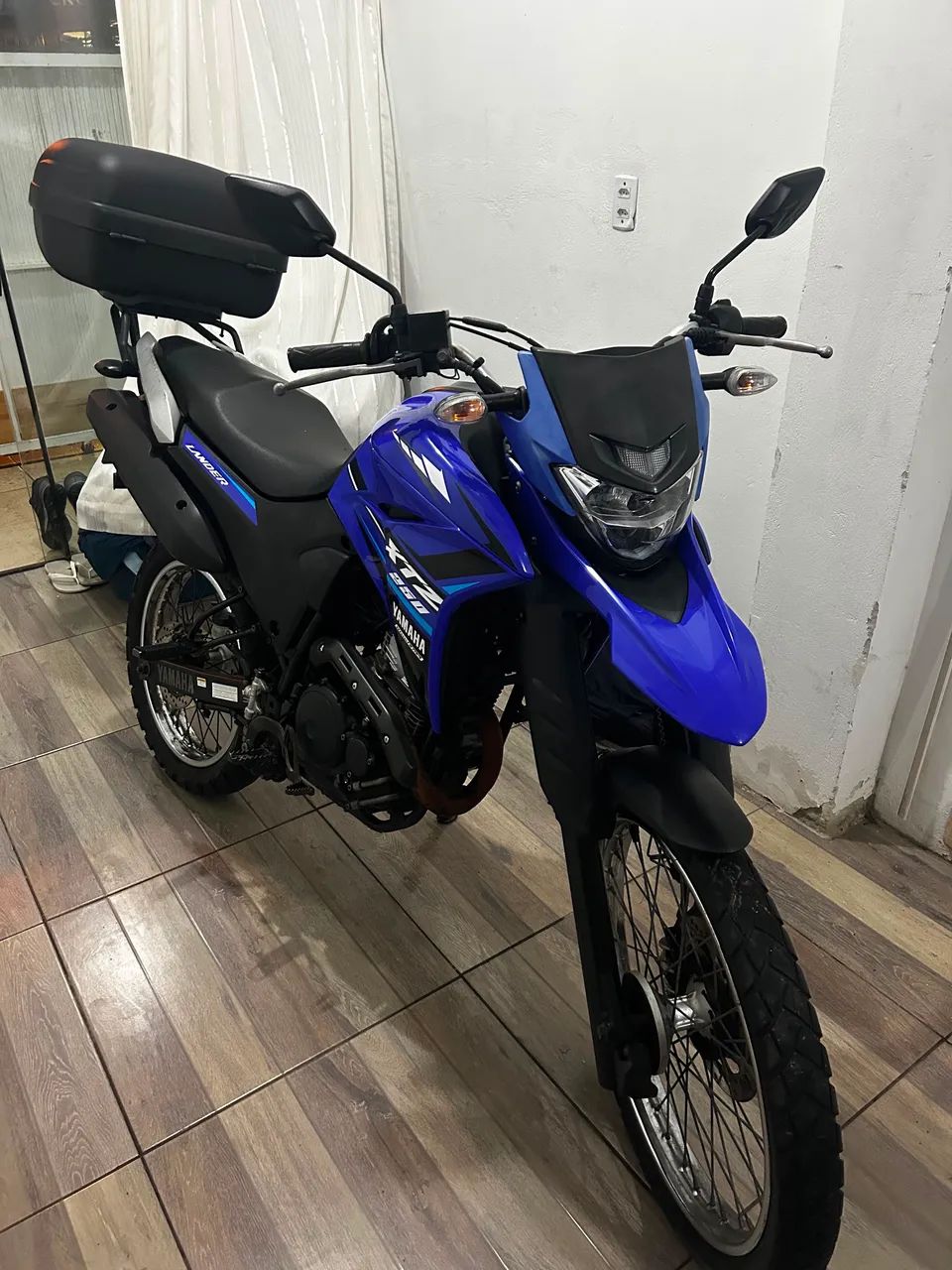 Lander xtz baixa km estado de nova - Foto 5