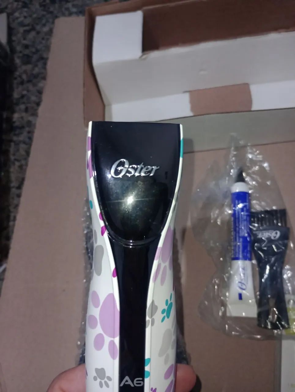 Máquina para tosa Oster Profissional 