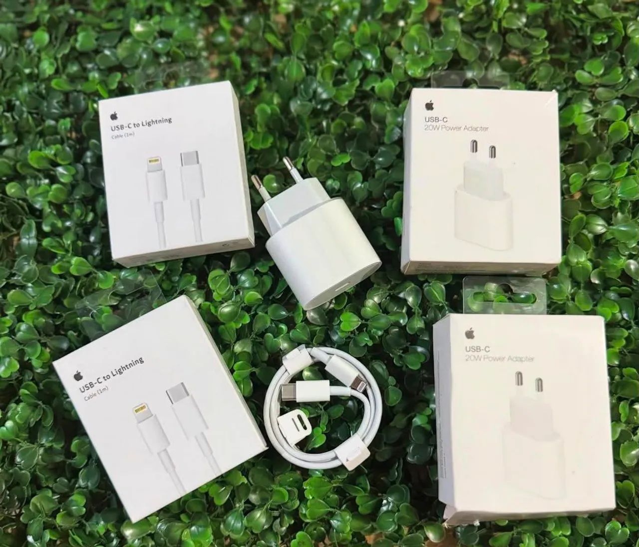 Kit Carregador Apple 20W + Cabo USB-C Lightning