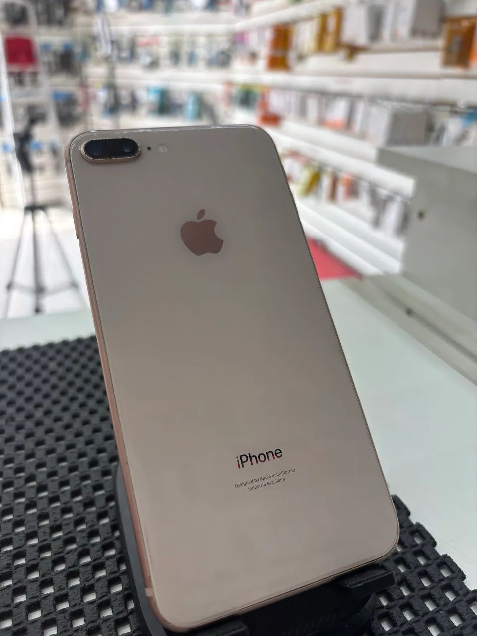 IPHONE 8 PLUS DOURADO (USADO) - Foto 2