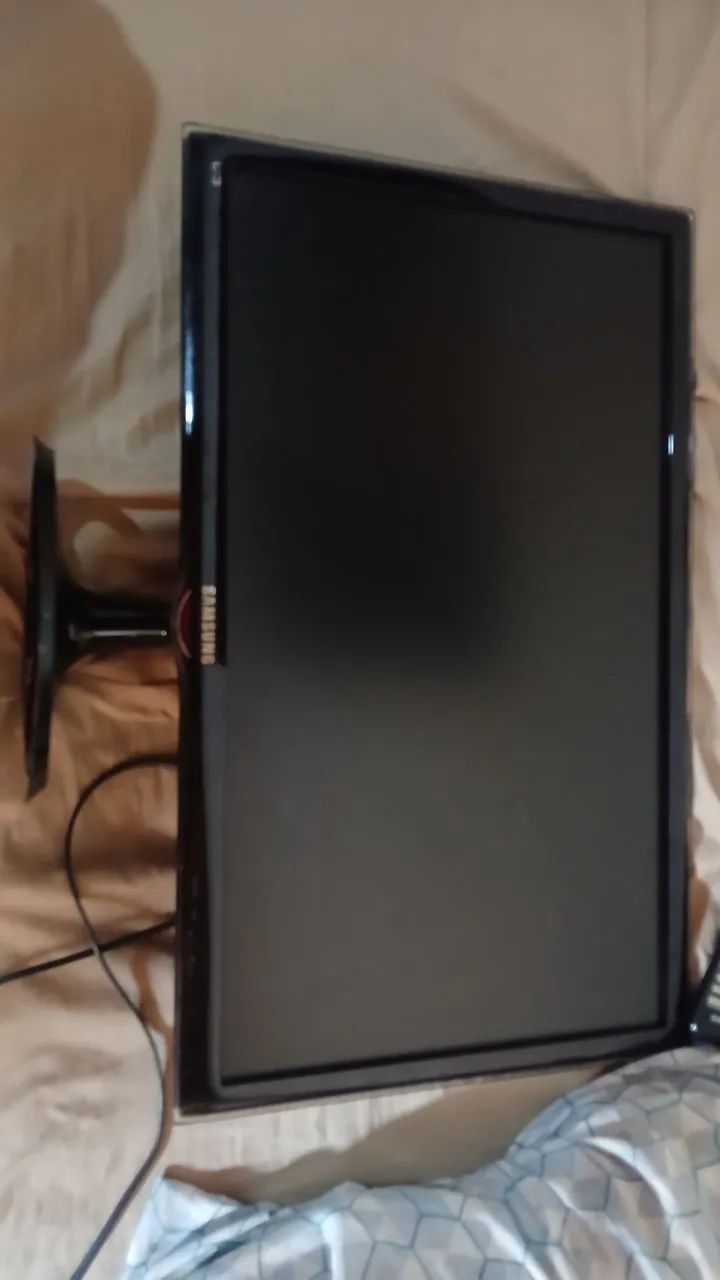 Vende-se televisão semi nova 28 polegadas