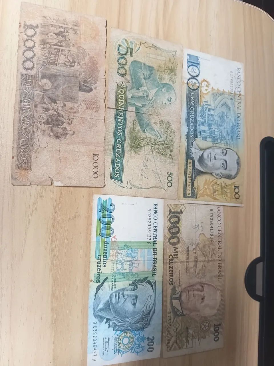 Notas antigas e moedas também  - Foto 4