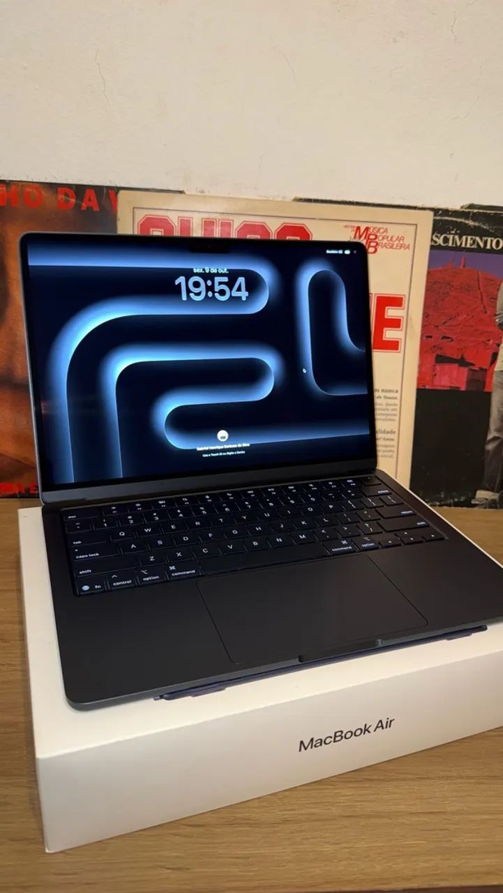 MacBook Air M4 16RAM/256SSD + Mouse Logitech MX Master 3S