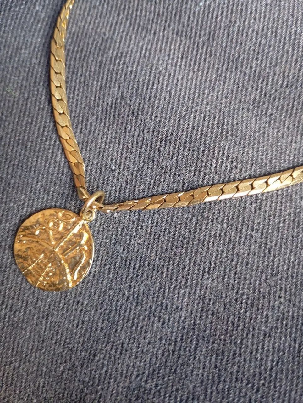 Colar banhado a ouro com pingente de ouro 18k 50 cm