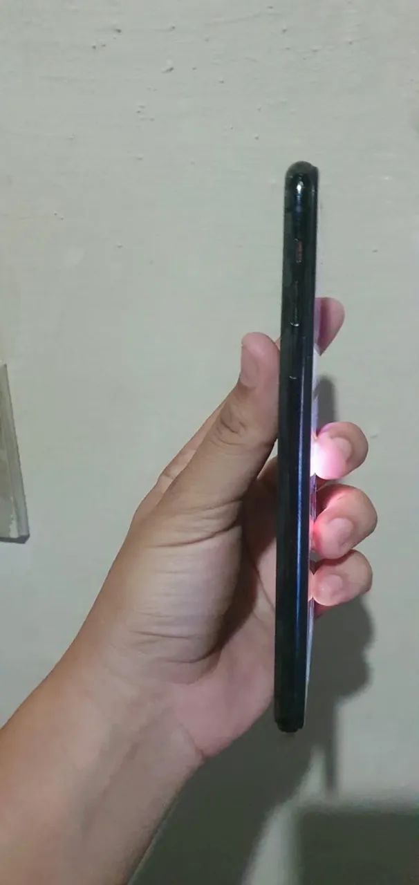 IPHONE 11 PRO MAX VENDO OU TROCO - Foto 5