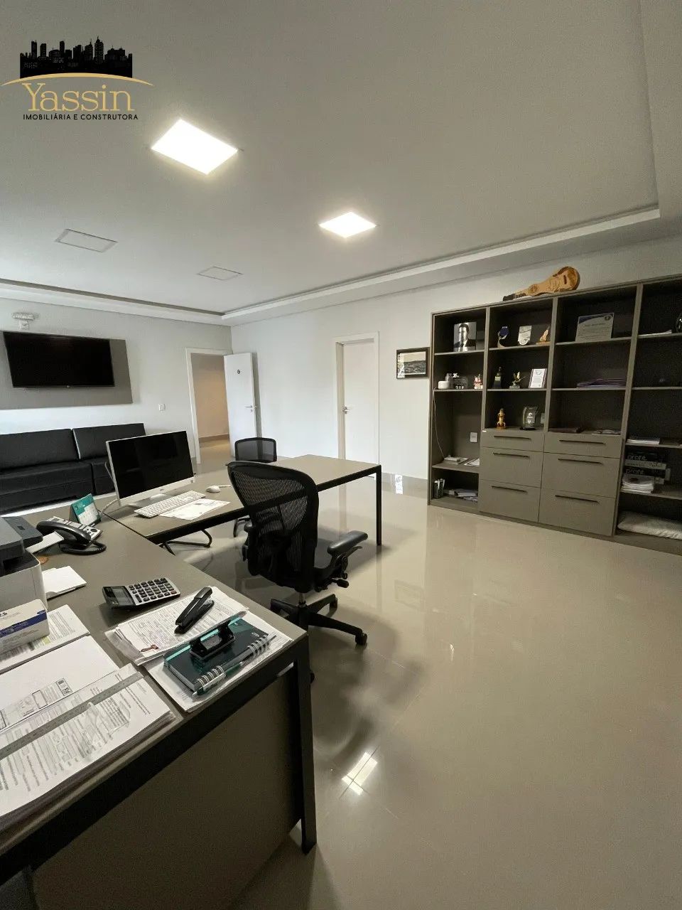 Imóvel comercial de alto padrão com 6 salas e 823m² de área - Cuiabá-MT, Bairro Araés - Ve - Foto 3