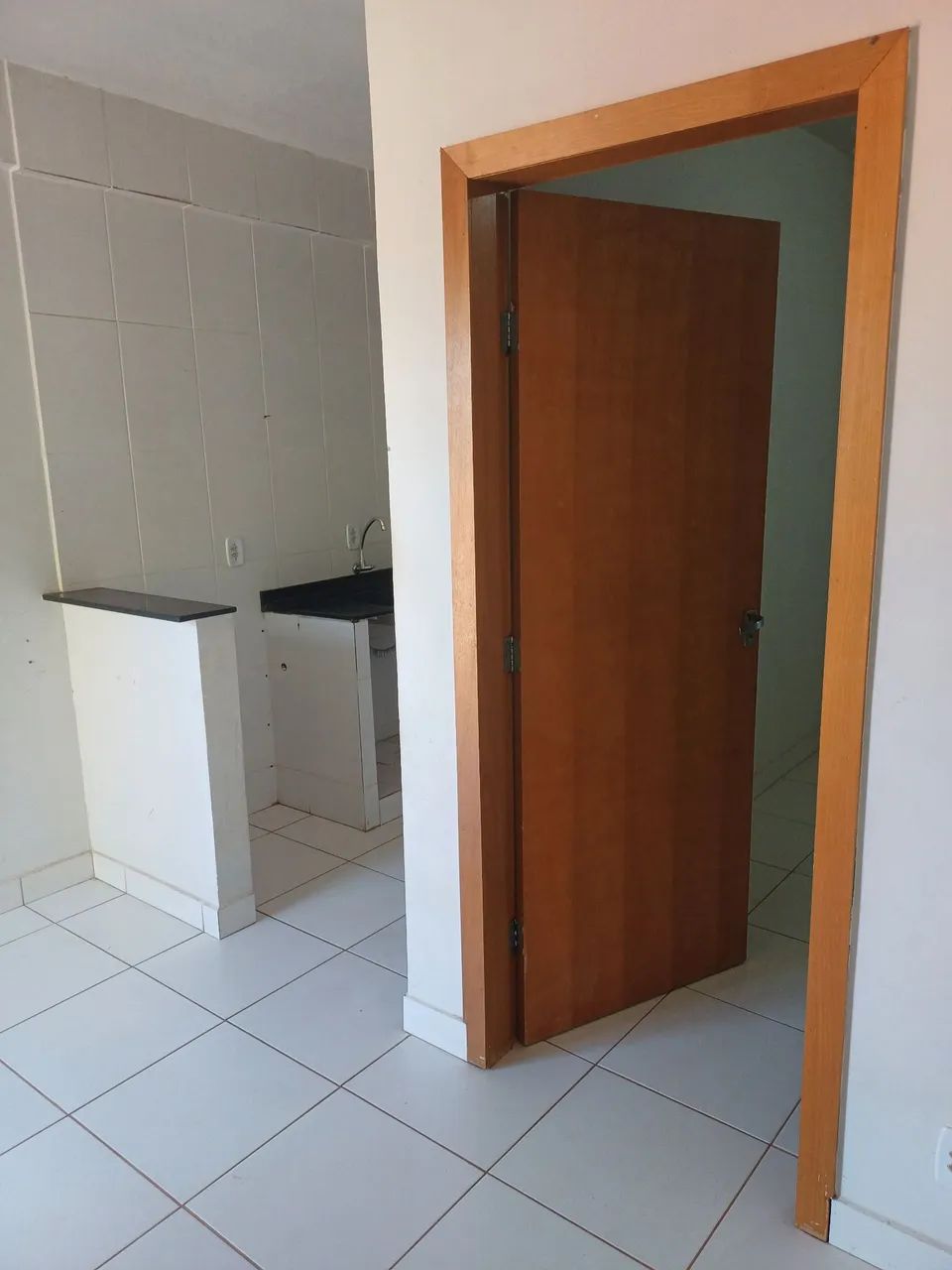 Alugo kitinet /apto - Foto 2