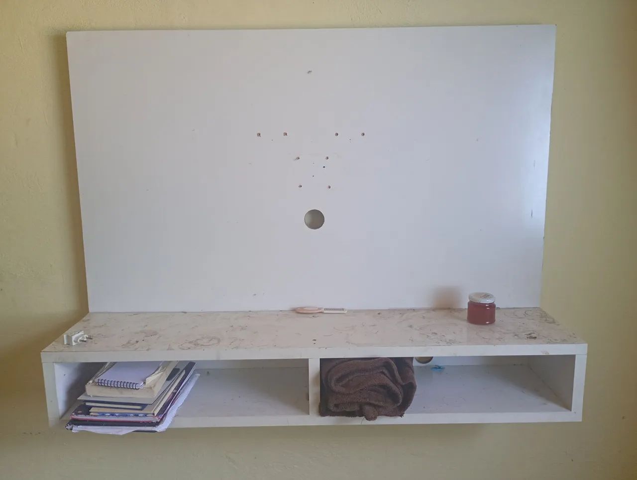 PAINEL DE TV + SOFÁ 
