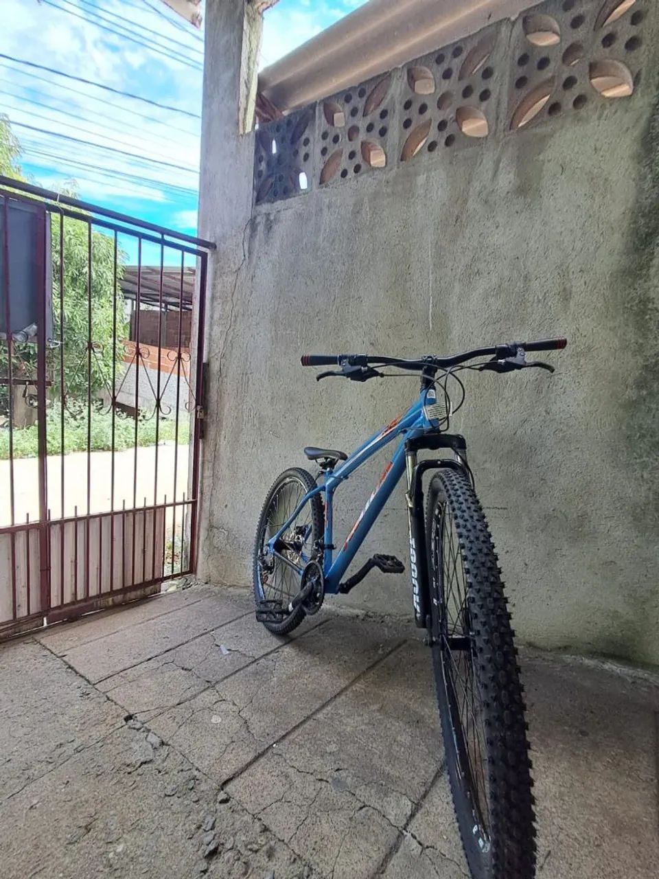 Bicicleta aro 29 track T3  - Foto 3