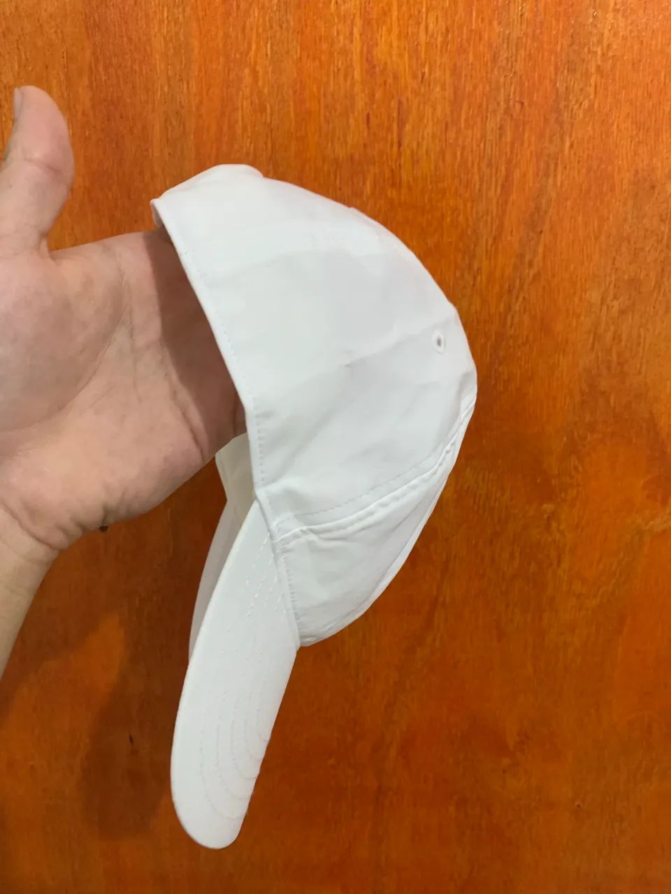 Boné Adidas Letreiro Branco - Foto 4