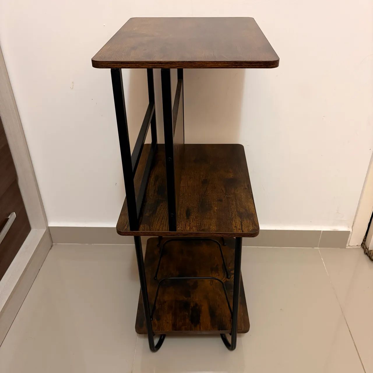 Estante Multiuso 3 Níveis com Armazenamento - Vinil, Livros e Decoração - Foto 4