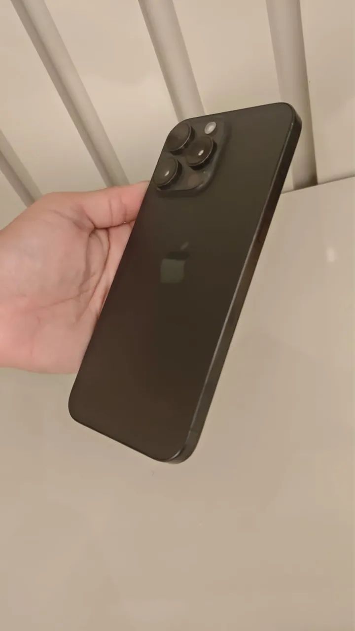 Iphone 15 pro max 256gb zero detalhe  - Foto 3