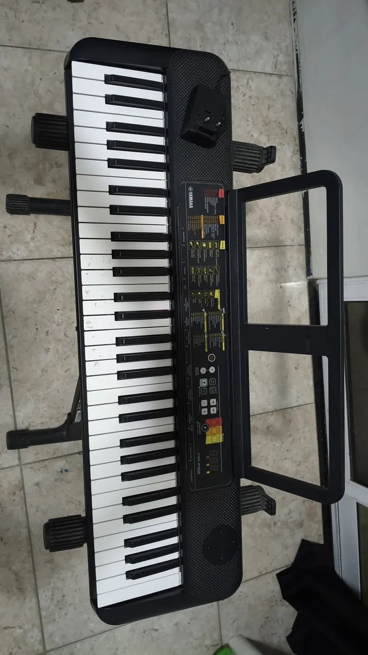 Teclado musical Yamaha  - Foto 3
