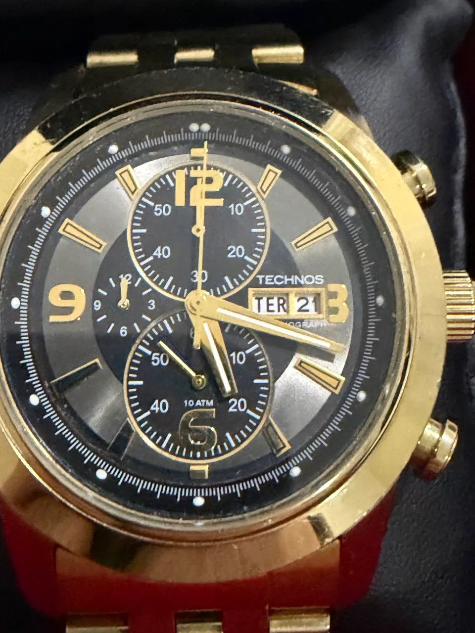 Relógio technos original quartz dourado