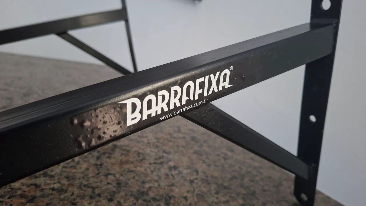 Barra Fixa de Parede c/ suporte p/ saco de pancada - Foto 2