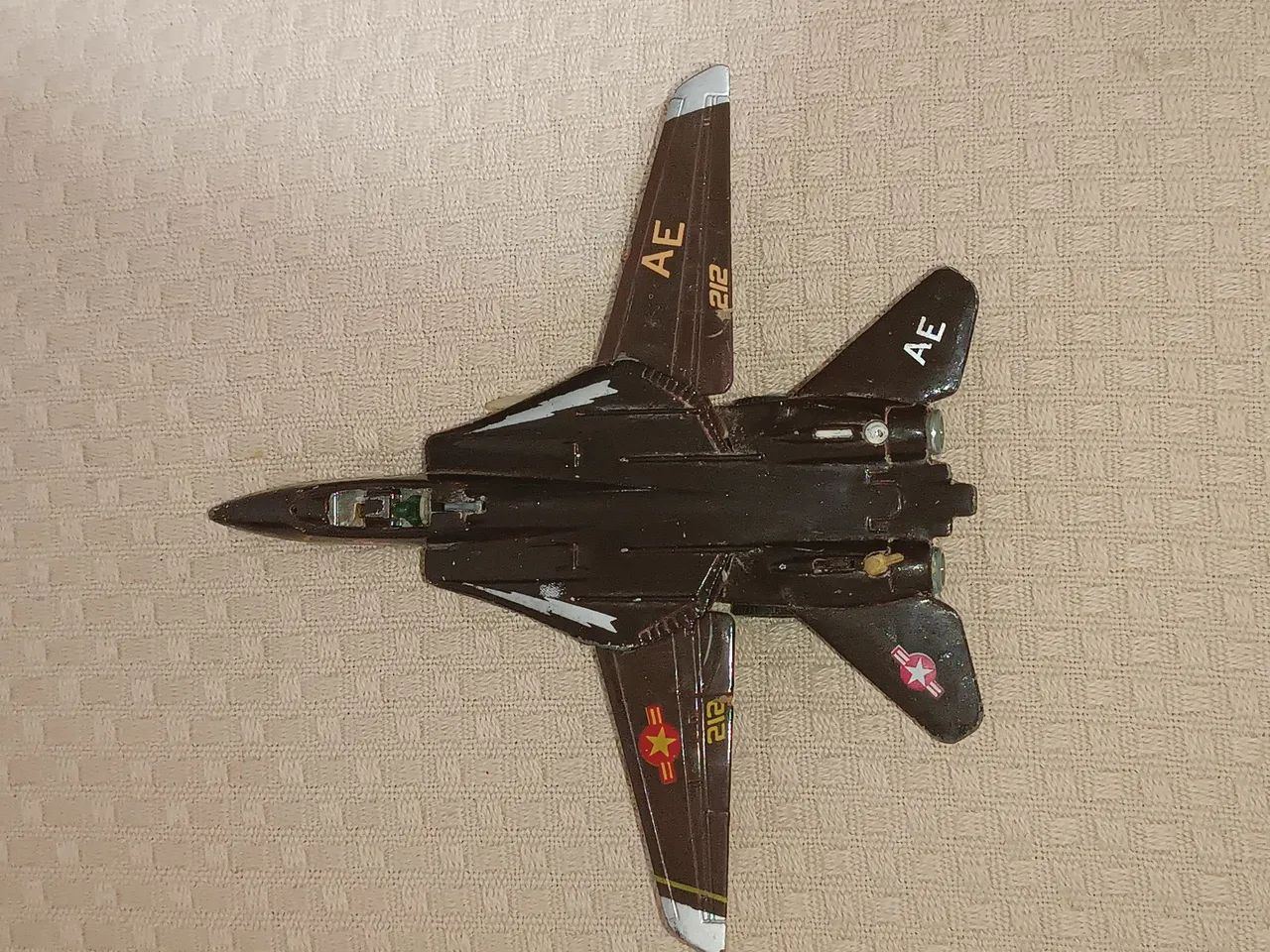 Grumman F-14 Tomcat da linha Sky Busters da Matchbox - Foto 4