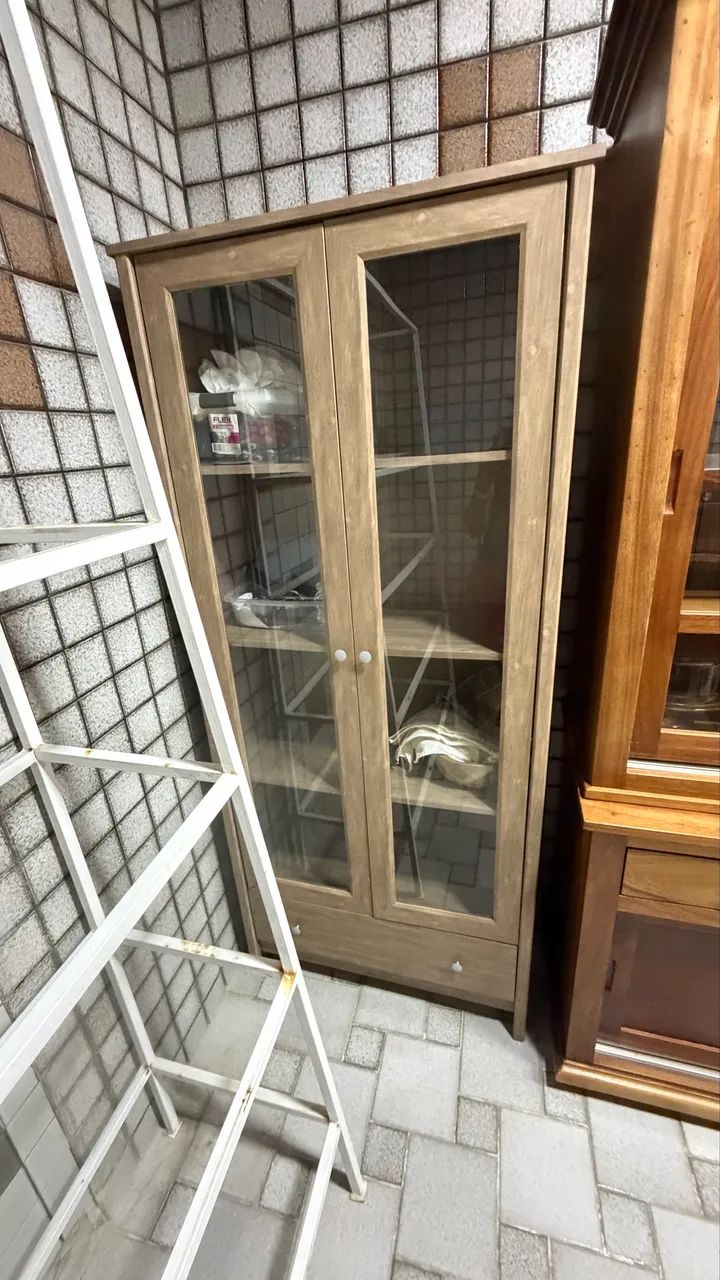 Excellent glass cabinet