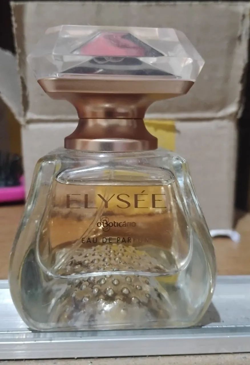 COMBO DE PERFUMES POUQUÍSSIMO USADO
