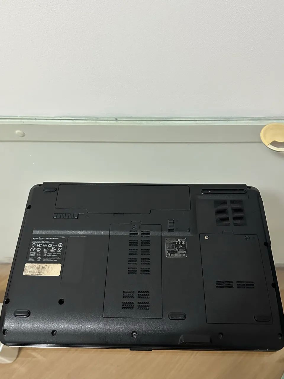 Notebook eMachines E725 - Foto 3