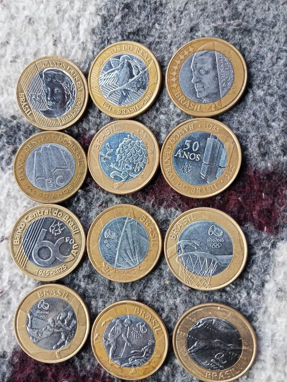 Moedas antigas e células de dinheiro  - Foto 2