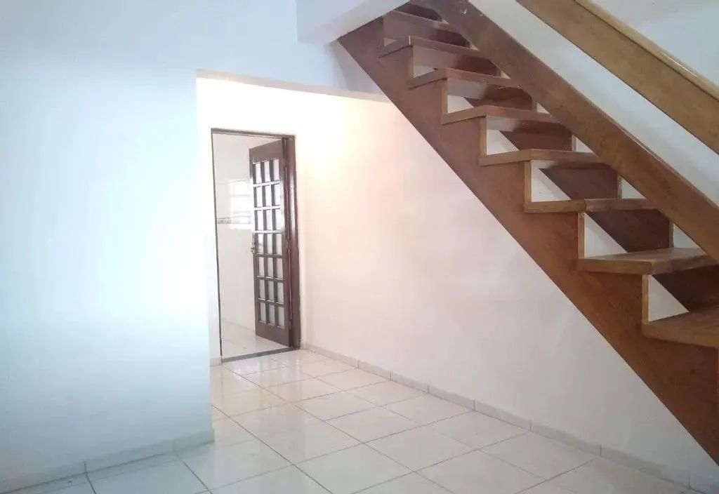 Casa à venda em Cotia, Nakamura Park, com 3 quartos, com 212 m² - Foto 2