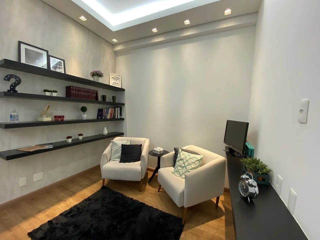 SALA MOBILIADA NA SAVASSI 44M² COM BANHEIRO - Foto 5